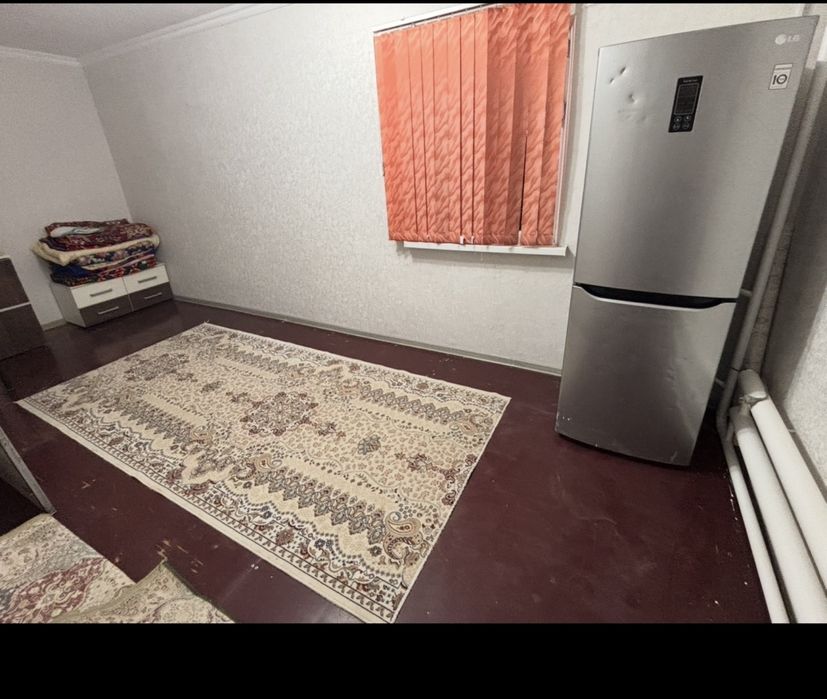 Самал мөлтек ауданында 2 бөлмелі пәтер сатылады