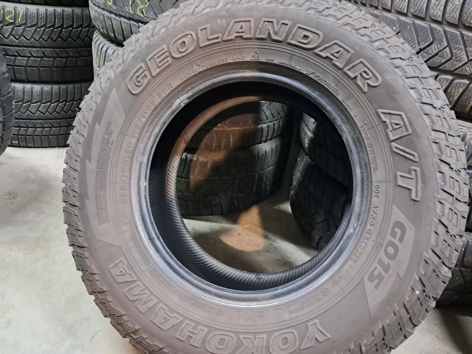 Anvelope second iarna 255 70 R15C Yokohama