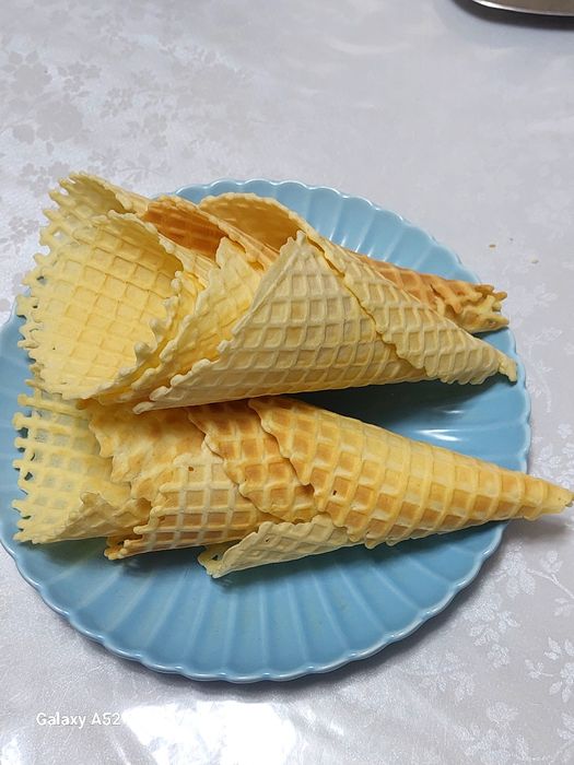 Вафелни трубочки