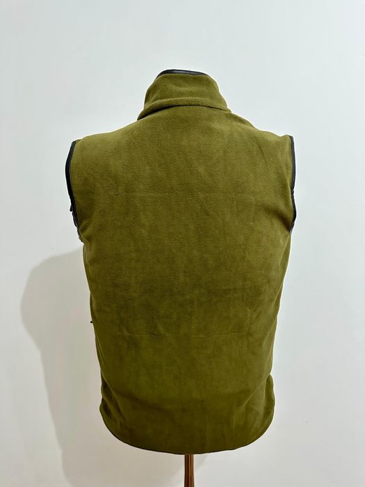 Vesta Barbati
M • Nou cu eticheta