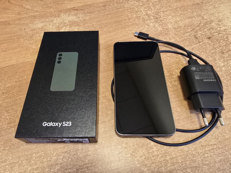 Смартфон Samsung Galaxy S23 256GB