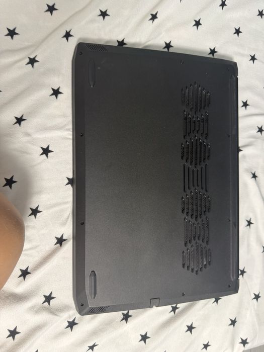 Vand laptop lenovo gaming