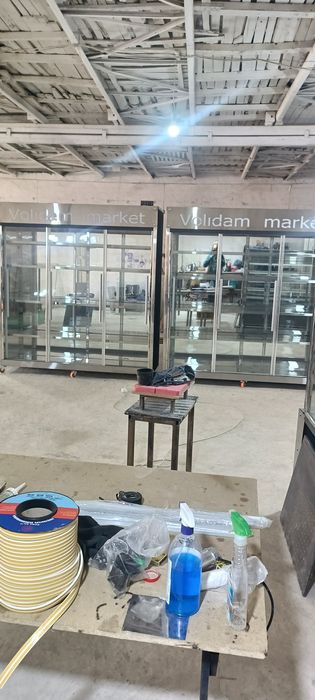 Холодильники витрина