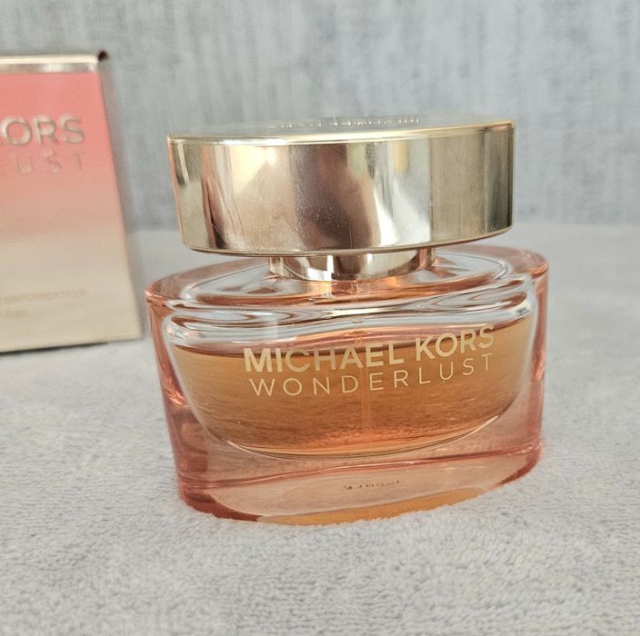 Дамска парфюмна вода Michael Kors.30ml.40лв..Нов.