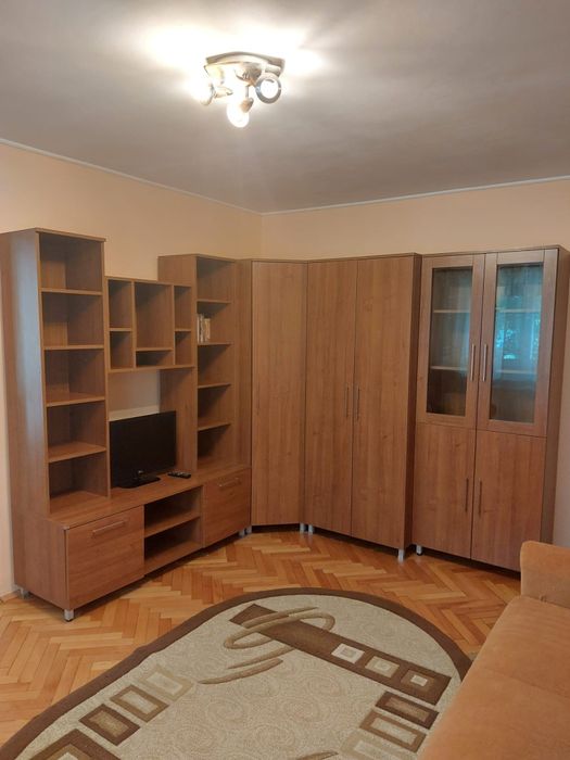 Apartament de  închiriat