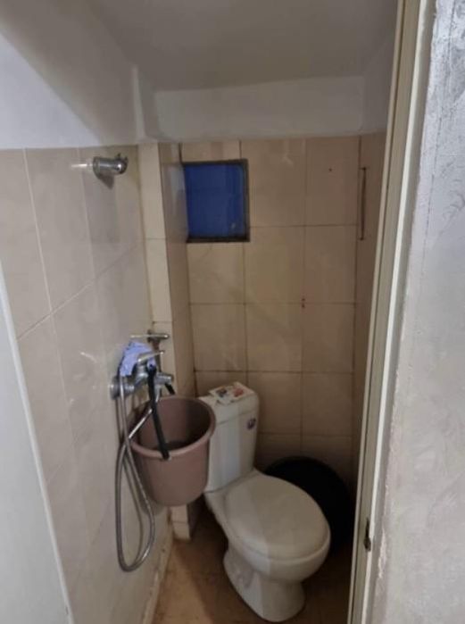 Ключ в офиса! Къща с двор в кв. Възраждане