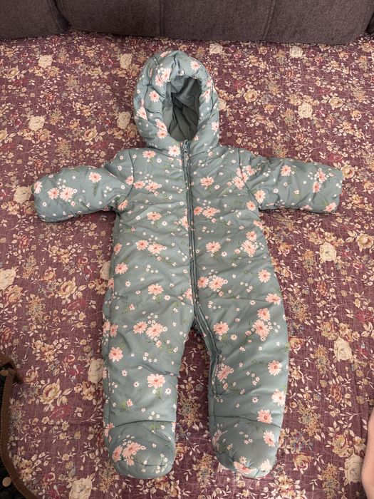 Продам детский комбинезон