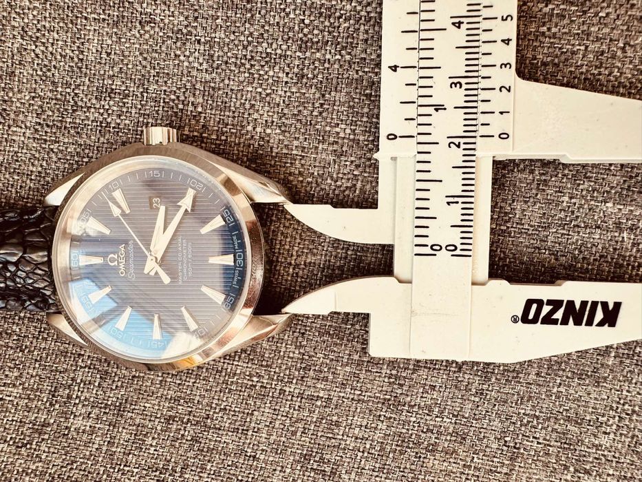 автоматичен часовник Omega Aqua Terra