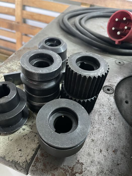 Masina manuala de zincuit