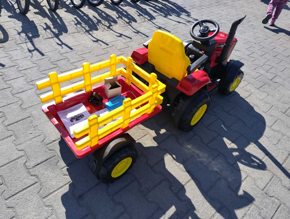 TEXAS акумулаторен трактор с ремарке RANCHER червен