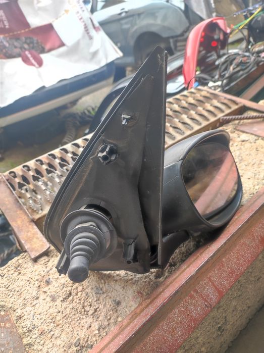 Дясно(ръчно) огледало за Пежо-206