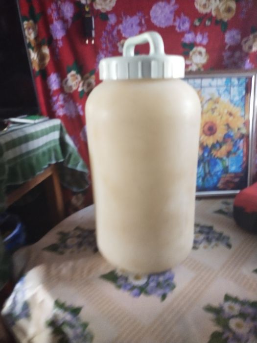 Бачок 20литров пластмассовый  ссср