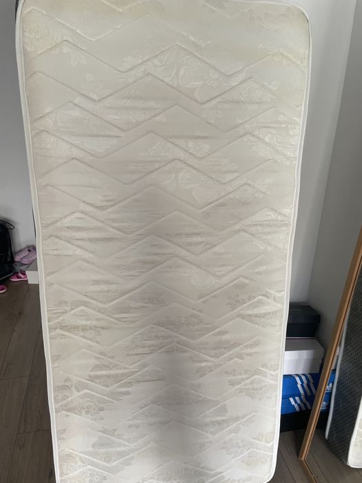 Матрас три штуки 170 на 80