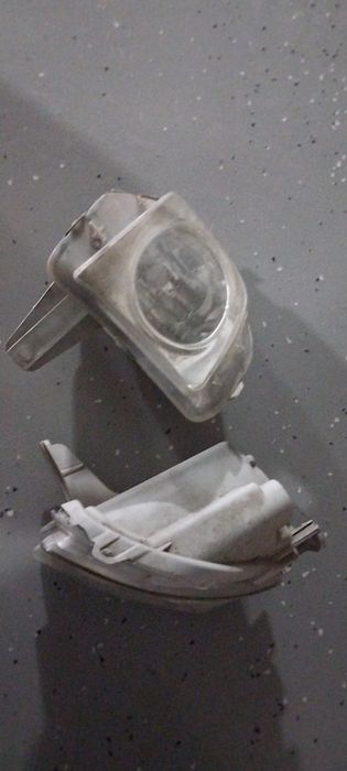 Запасные части,фары,противотуманки.
