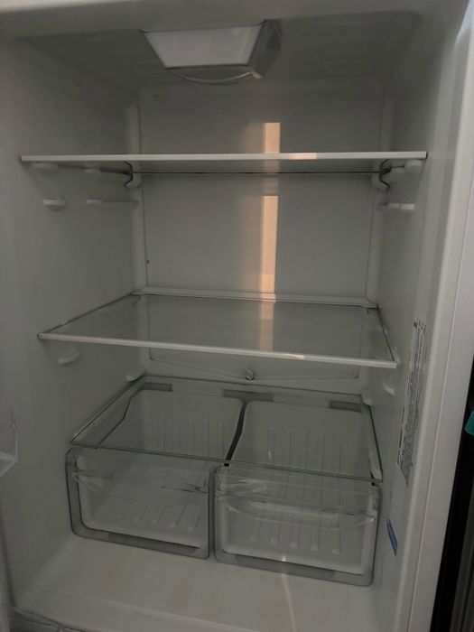 Продается холодильник