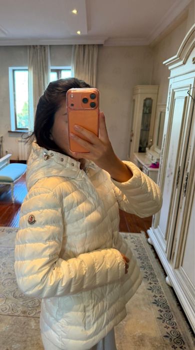Оригинальный пуховик Moncler
