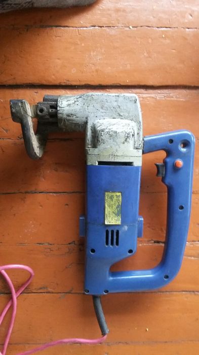 Электроножницы...