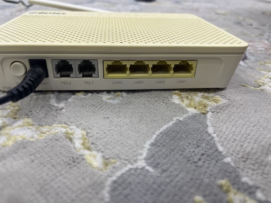 Huawei EchoLife HG8245H5 GPON Wi-Fi router sotiladi.