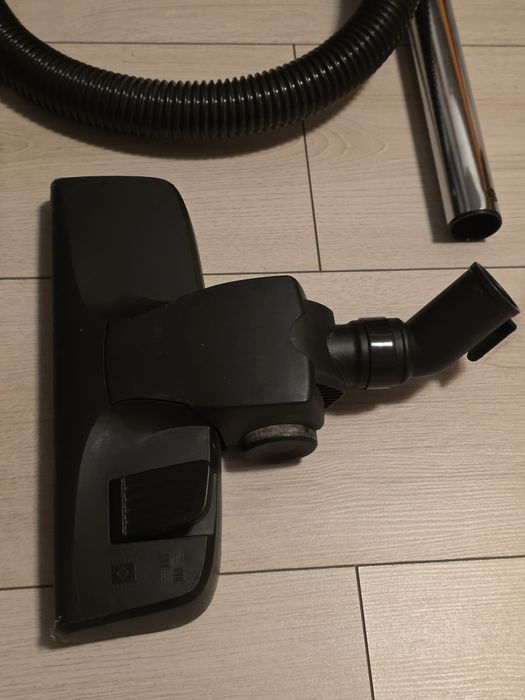 Aspirator cu fir si sac Star Light