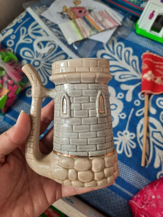 Продам фарфоровый бокал Ессентуки