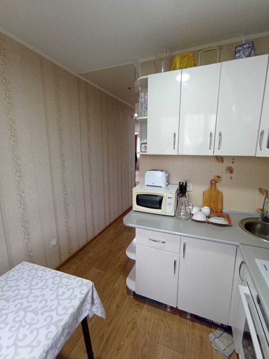 Продам 2 комн. квартиру в Уральске