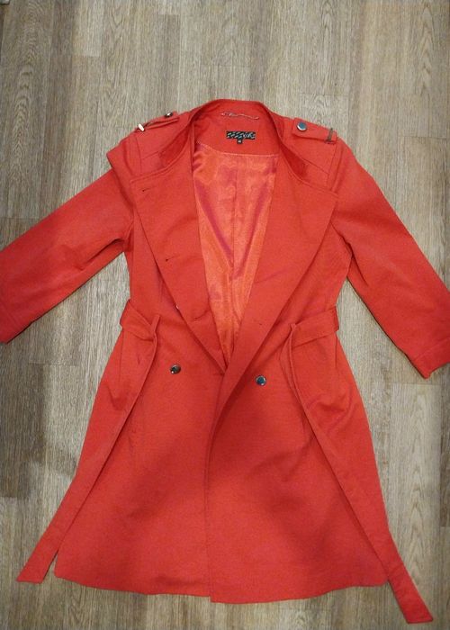 Продам плащ на поясе