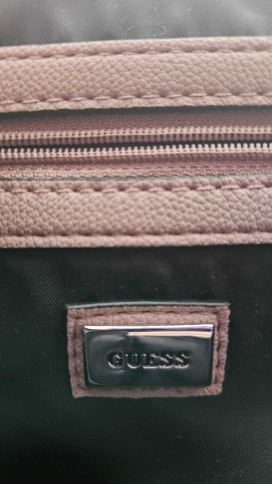 Чанта Guess с дълга дръжка оригинална