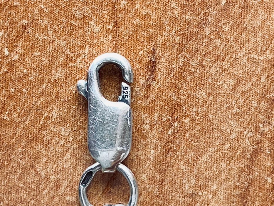 Продам серебряный браслет.