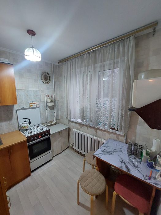 Продам 2 ух.комн кв район Рахмета