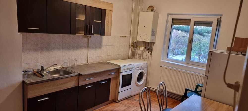 cazare muncitori 25 lei /zi / bucatarie proprie inclusa  Timisoara