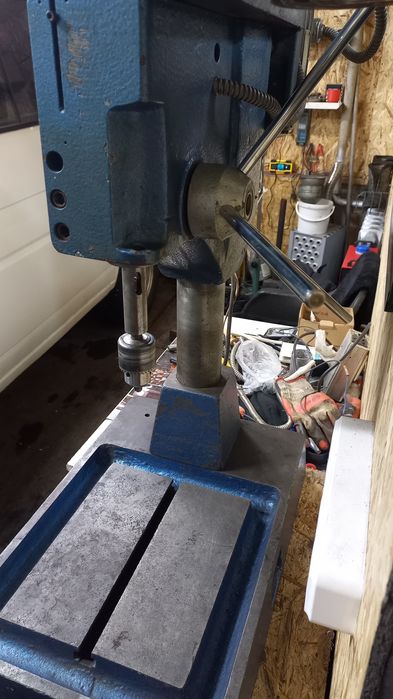 Станок сверлильный