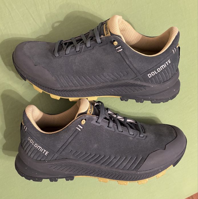 La Sportiva номер 44 и Dolomite 41 2/3, туристически обувки маратонки