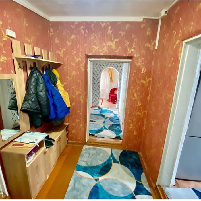 Продам дом 4 комн. район институт