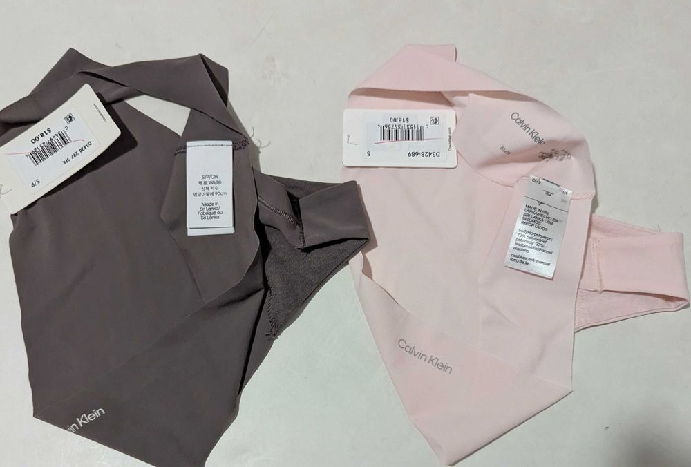 Calvin Klein Invisible Micro thong дамски прашки S 2 модела от Сащ