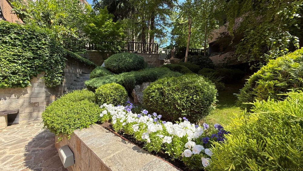 Продава се Двустаен апартамент в Варна, Бриз - 76 кв.м за 2448 €/кв.м - Снимка #23