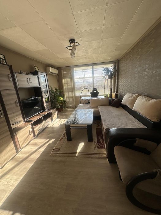 Монолитен апартамент в гр. Казанлък