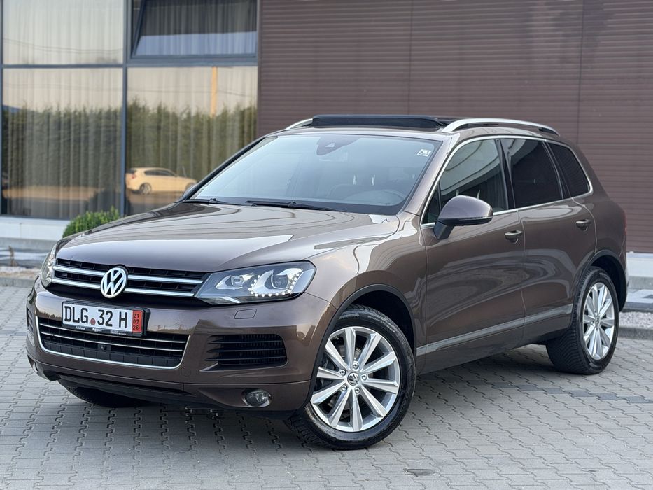Vw Tuareg 3.0D Exclusiv camere 360 culoare deosebita