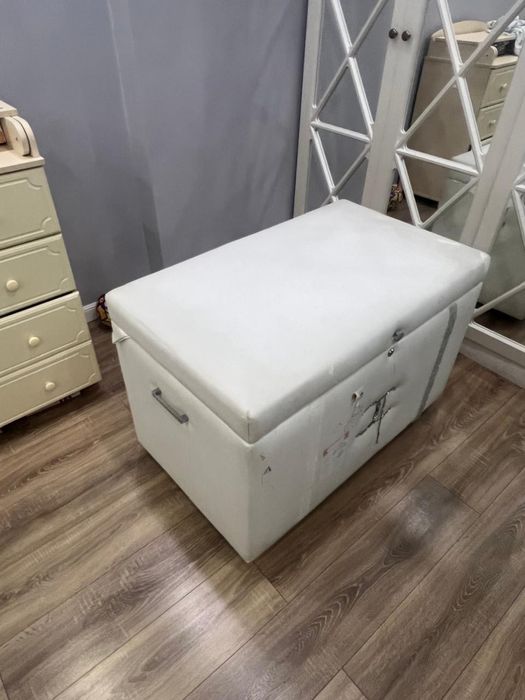 Сундук вместительный