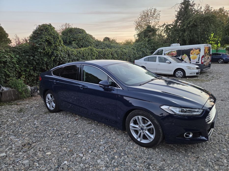 FORD Mondeo 2015 — imagine 2