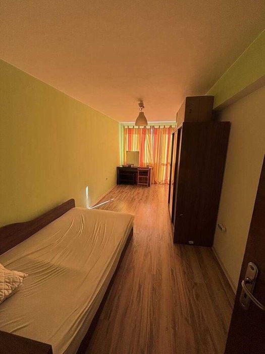 Дава се под наем Тристаен апартамент в София, Мусагеница - 72 кв.м за 648.21 € - Снимка #2