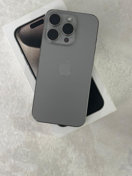 Сделаю скидку 10к АЙФОН 15 ПРО продам