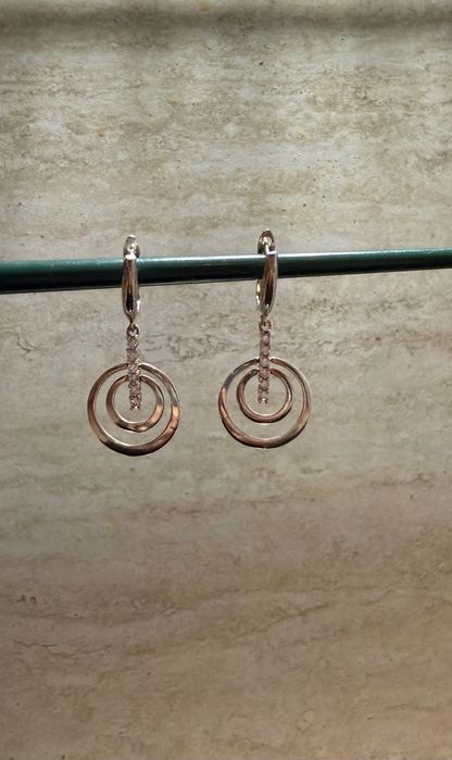 Сребърни обеци с камъчета