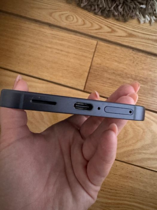 Samsung Galaxy S25 Dual SIM, 512 GB, In stare excelenta cu garantie