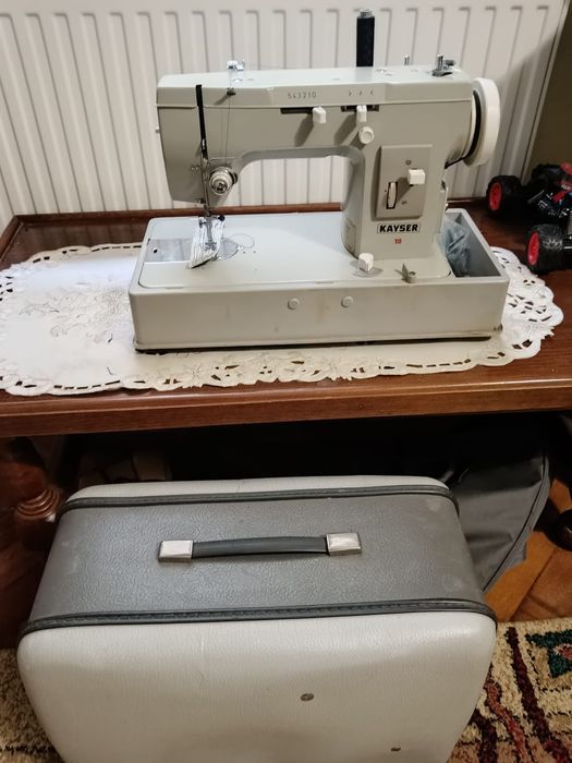 mașină de cusut Kayser