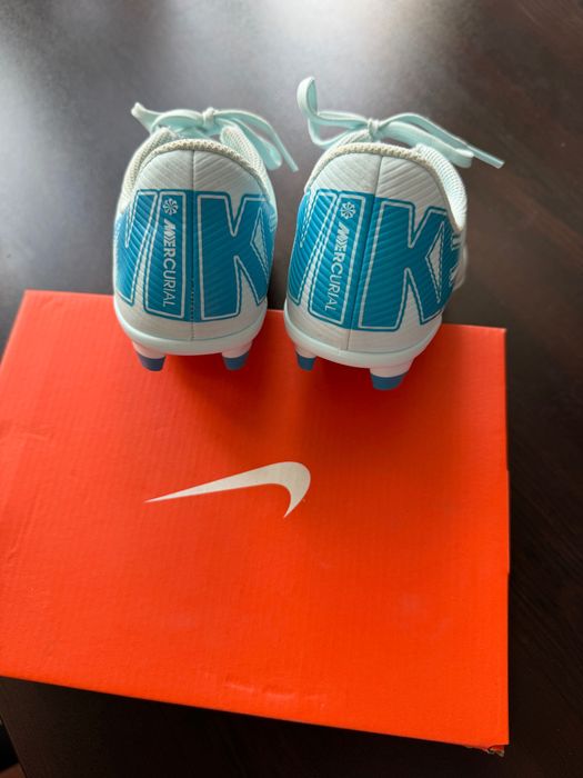 Nike детски бутонки 32