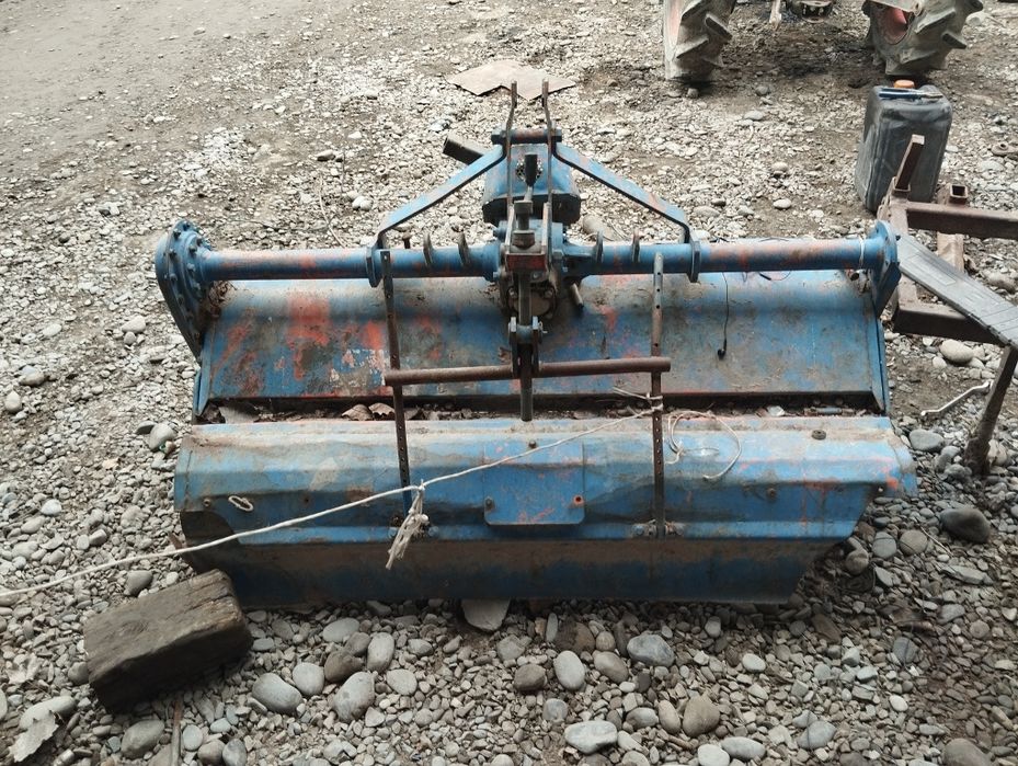 Кубота минитрактор сотилади