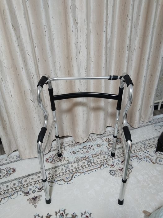 Продам ходунок для взрослых