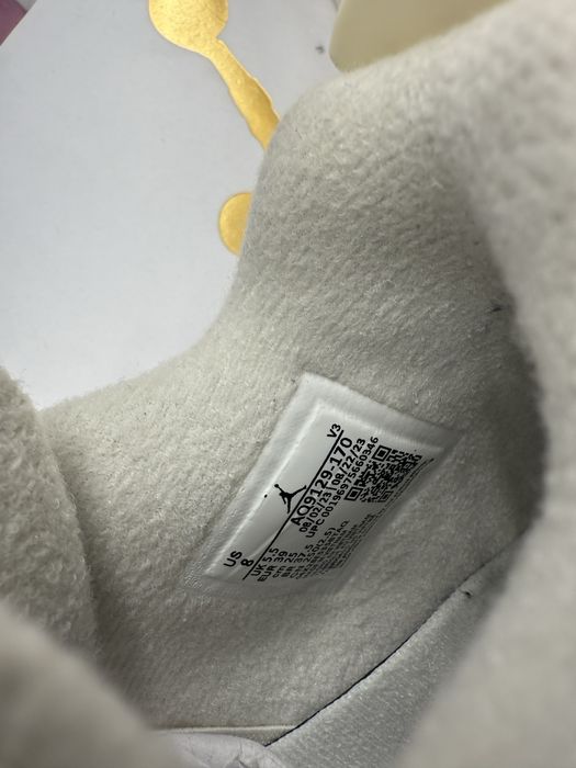 Air Jordan 4 Retro Metallic Gold White