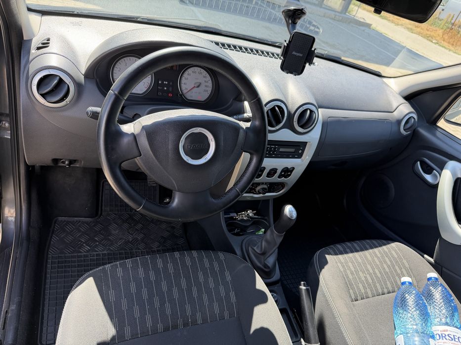Vand Logan MCV 1.5 diesel 90 cai 2011 , 7 locuri