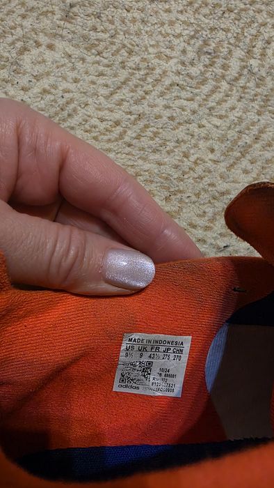 Продам сороконожки adidas